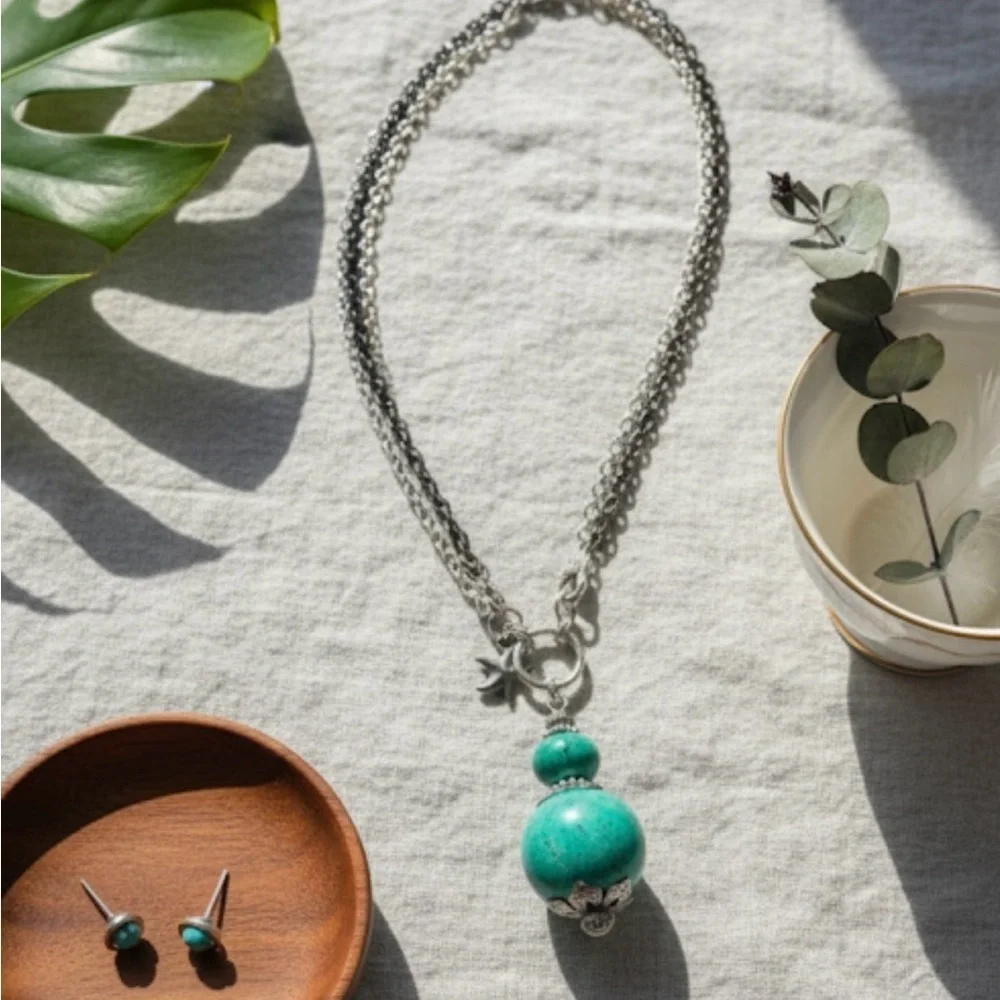 Chrysocolla Turquoise Blue Silver Tone Necklace with Larg Intricate Pendant - Picture 3 of 16
